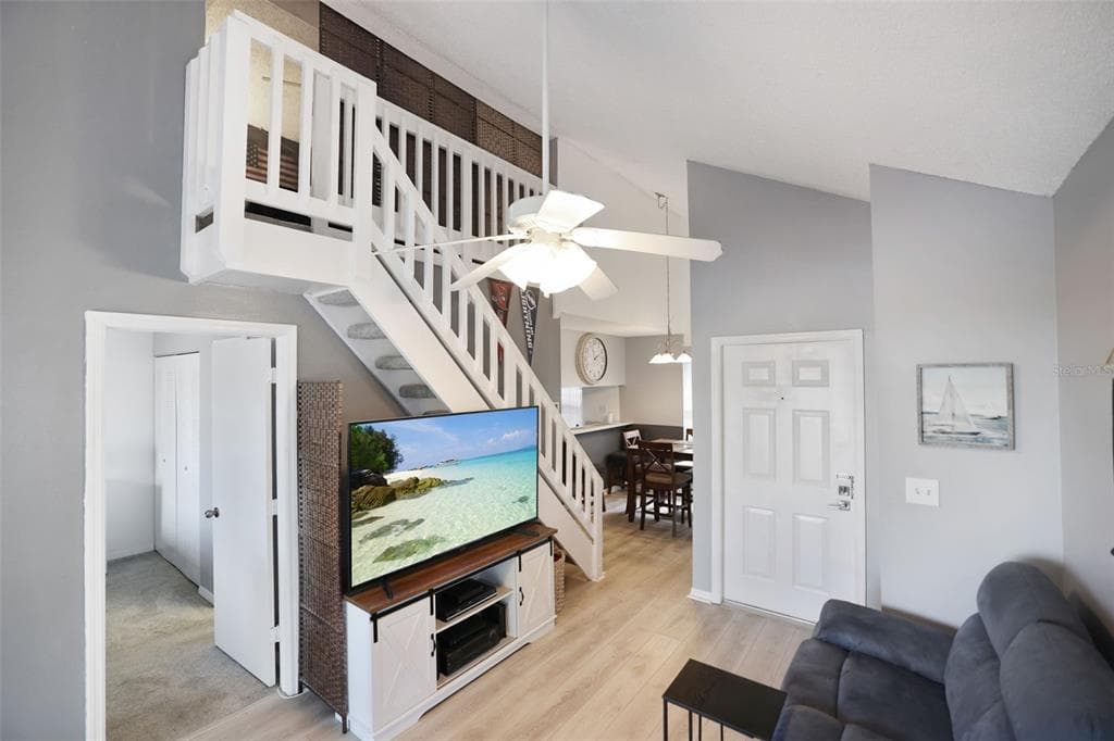 6939 STONES THROW CIRCLE N UNIT 6207 ST PETERSBURG, FL 33710