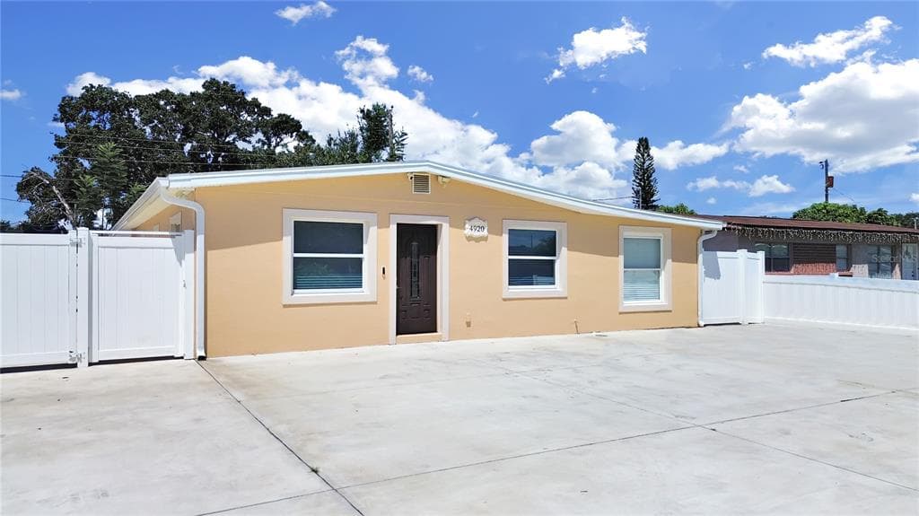 4920 ELDORADO DRIVE TAMPA, FL 33615
