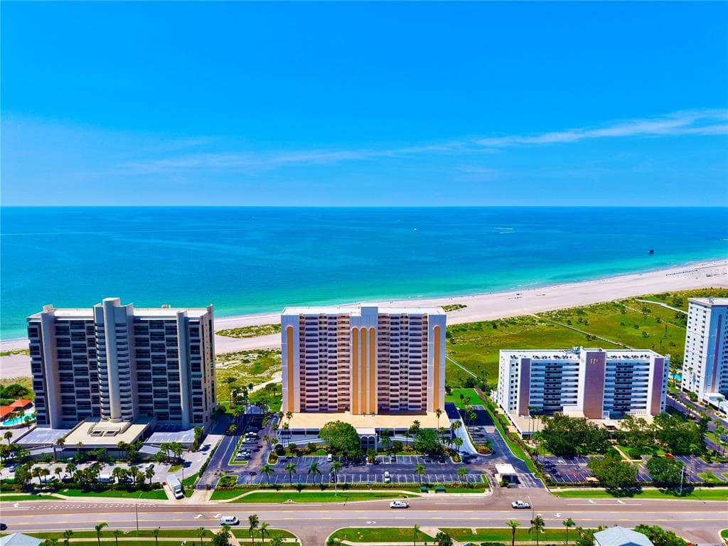1270 GULF BOULEVARD UNIT 904 CLEARWATER BEACH, FL 33767