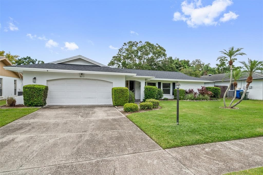 1877 DEL ROBLES DRIVE CLEARWATER, FL 33764