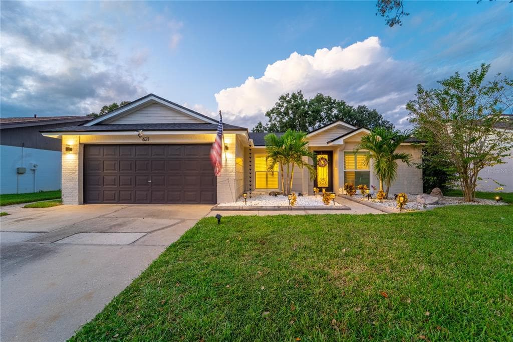621 STILLVIEW CIRCLE BRANDON, FL 33510