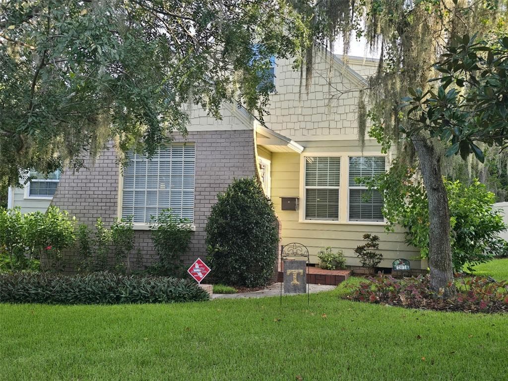 207 PALMOLA STREET LAKELAND, FL 33803