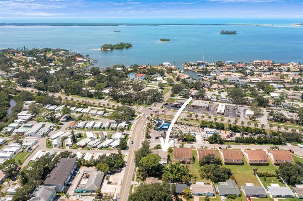 2003 MCMULLEN AVENUE DUNEDIN, FL 34698