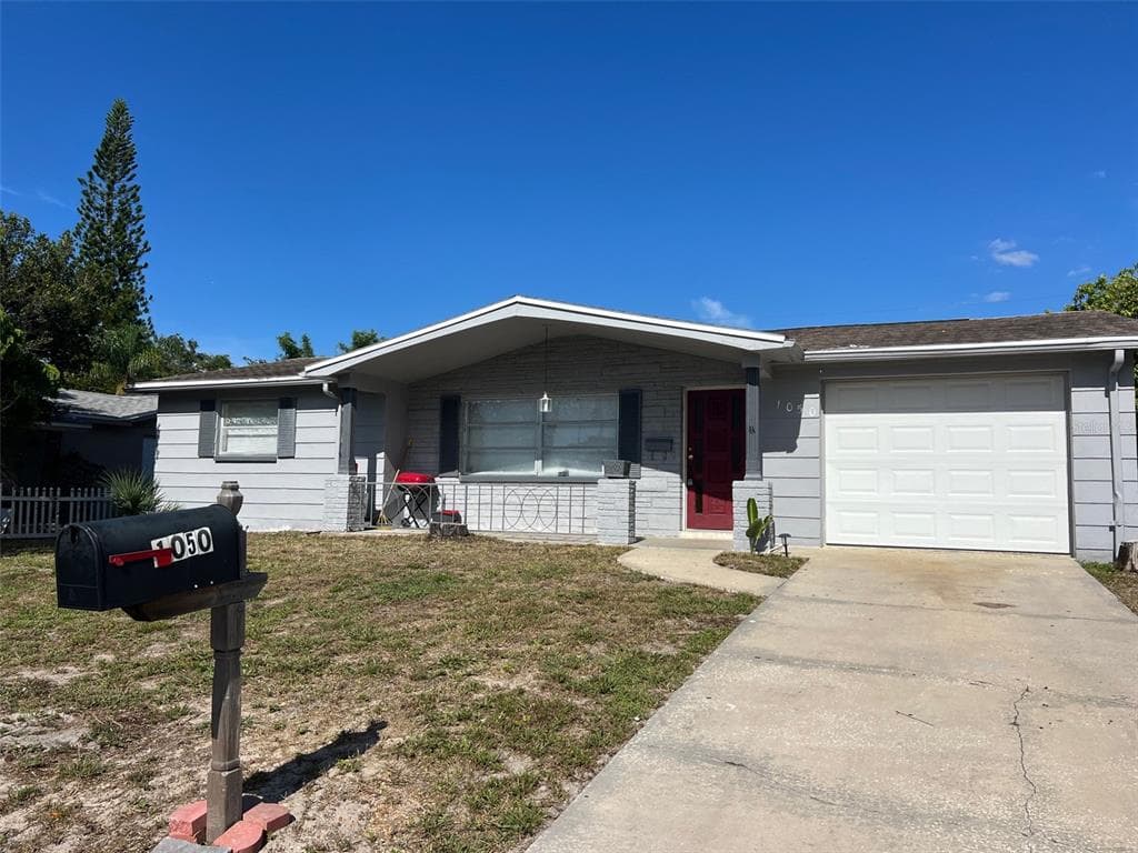 1050 CROYDON LANE HOLIDAY, FL 34691