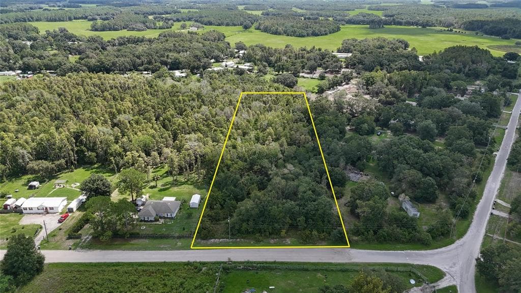 12333 FARMETTES ROAD LAKELAND, FL 33809