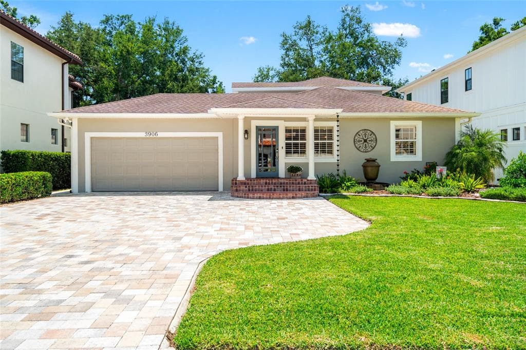 3906 W DE LEON STREET TAMPA, FL 33609