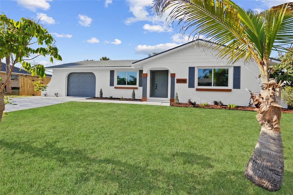 20390 LORENZO AVENUE PORT CHARLOTTE, FL 33952