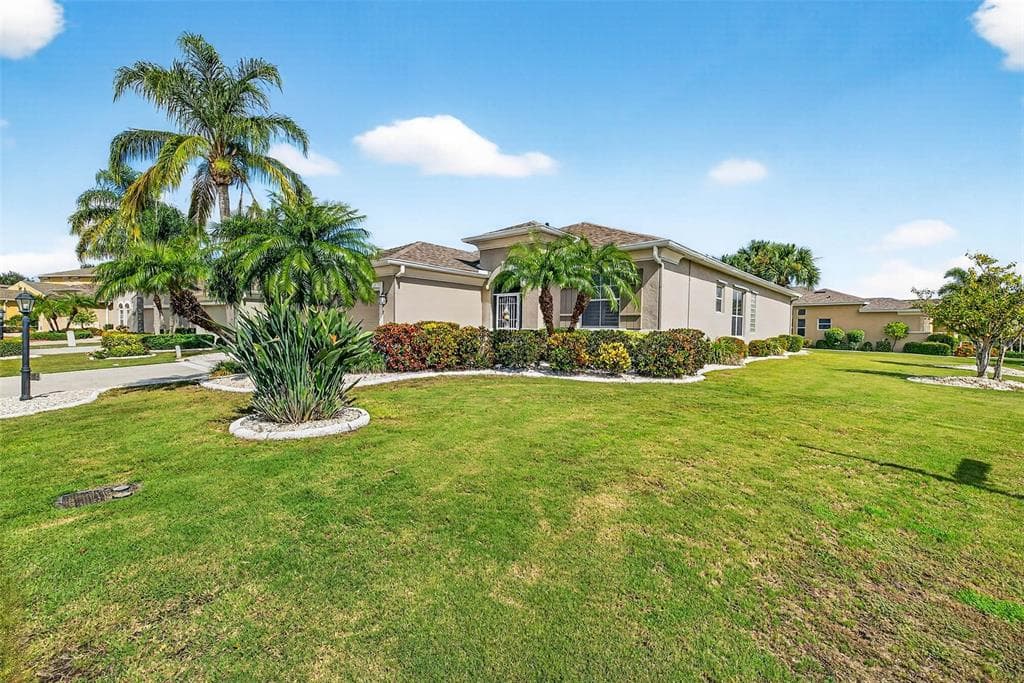 401 NOBLE FAIRE DRIVE SUN CITY CENTER, FL 33573