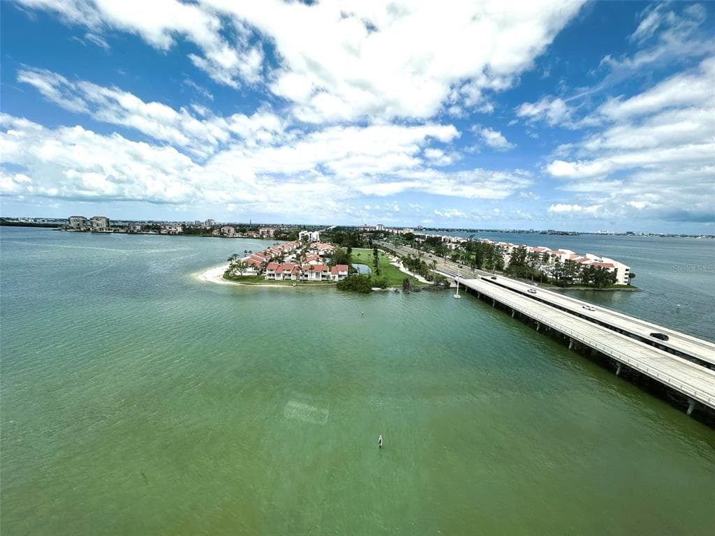 5220 BRITTANY DRIVE S UNIT 1306 ST PETERSBURG, FL 33715