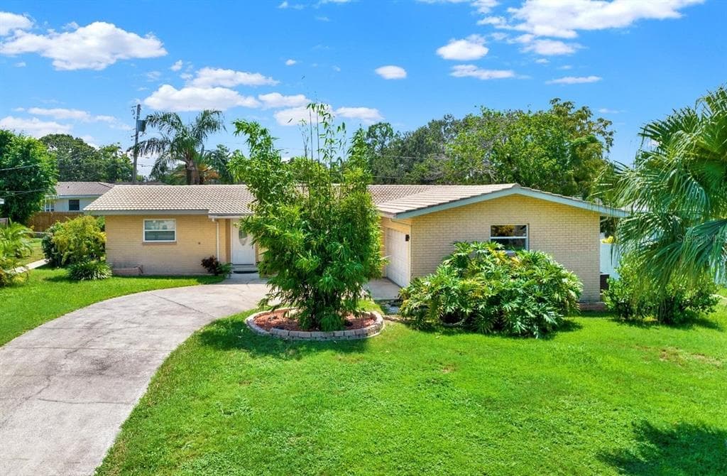 1401 LIME STREET CLEARWATER, FL 33756