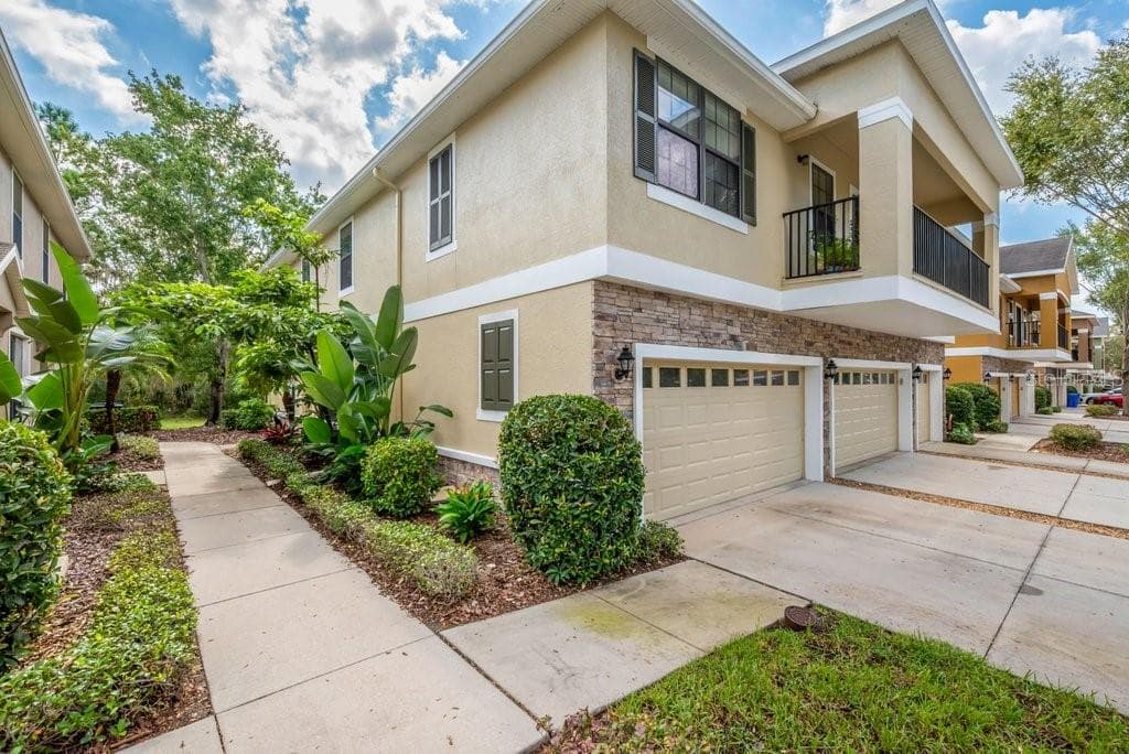 5610 KINGLETSOUND PLACE LITHIA, FL 33547