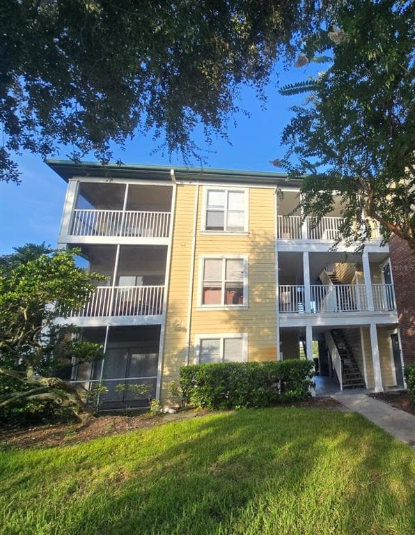 10122 WINSFORD OAK BOULEVARD UNIT 406 TAMPA, FL 33624