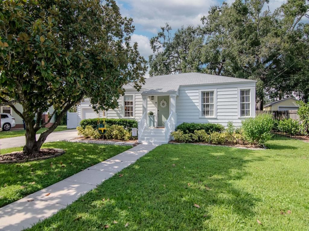 4311 W GRANADA STREET TAMPA, FL 33629