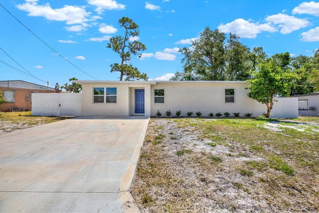 1235 STOCKTON DRIVE CLEARWATER, FL 33755
