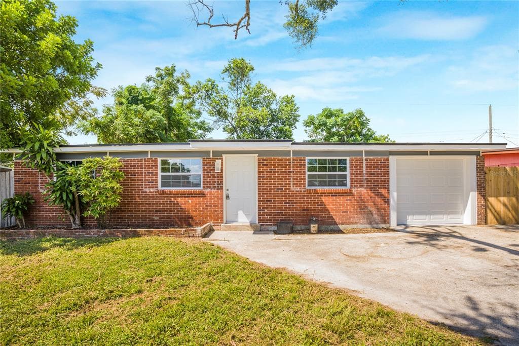 6817 LARMON STREET TAMPA, FL 33634