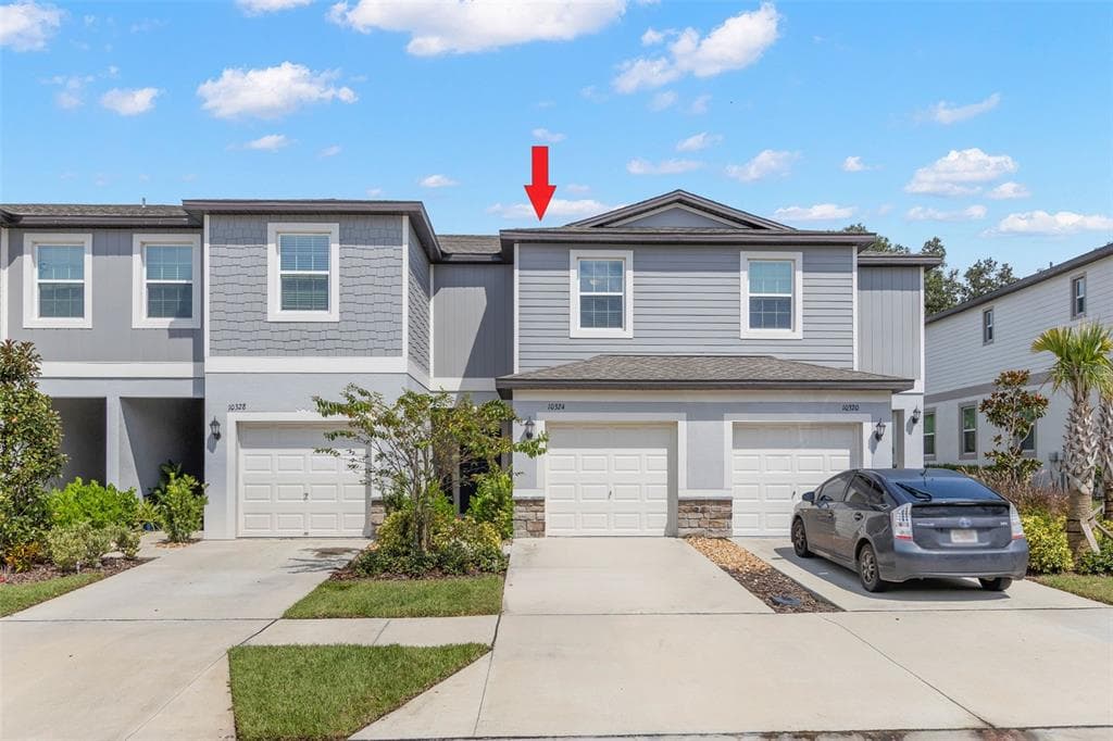10324 TRUMPET HONEYSUCKLE WAY SAN ANTONIO, FL 33576