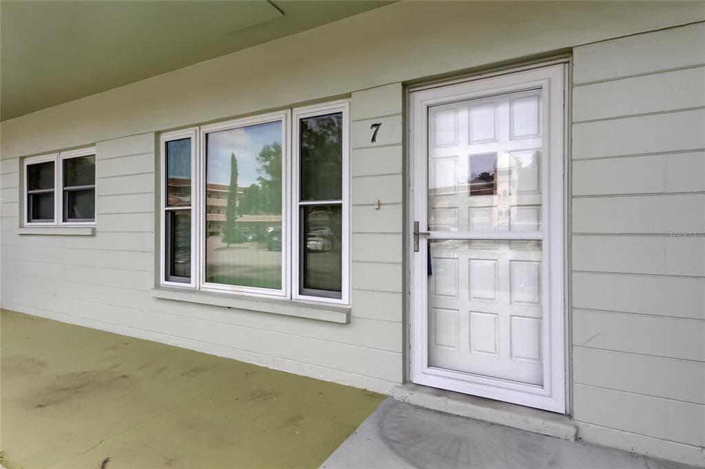 2385 TAHITIAN LANE UNIT 7 CLEARWATER, FL 33763