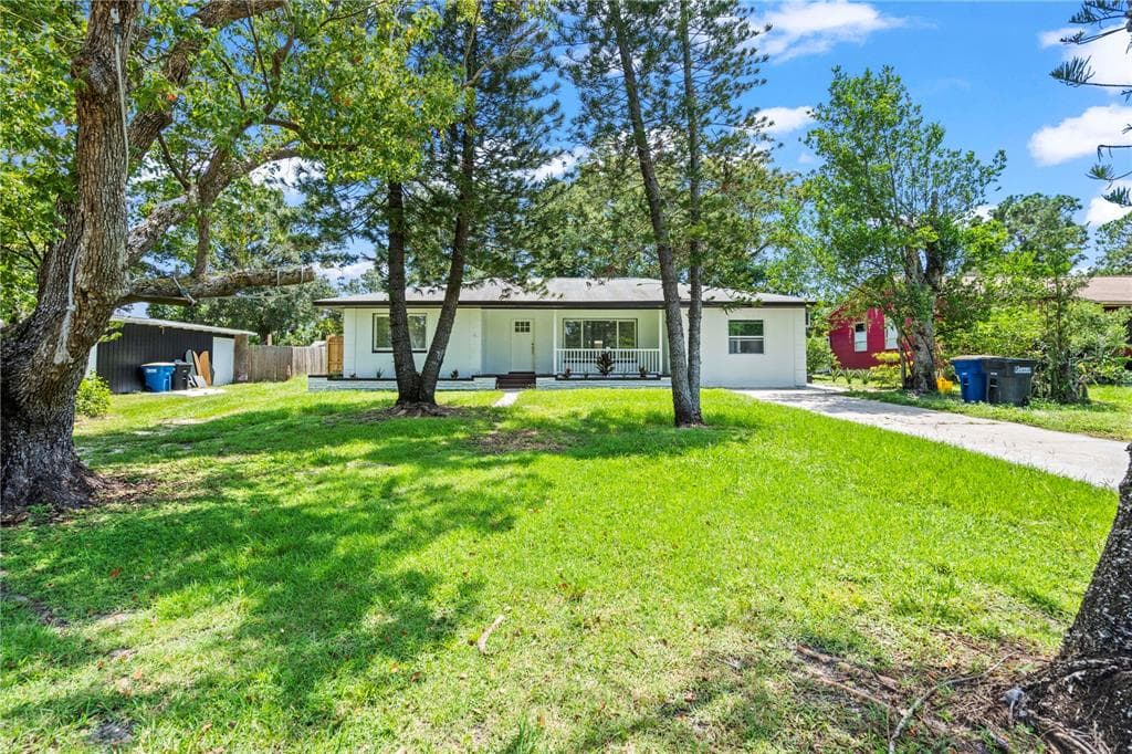 1369 PINEBROOK DRIVE CLEARWATER, FL 33755