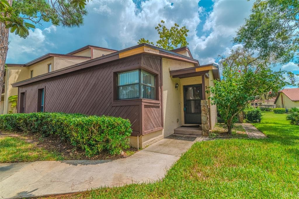 1200 TARPON WOODS BOULEVARD UNIT P1 PALM HARBOR, FL 34685