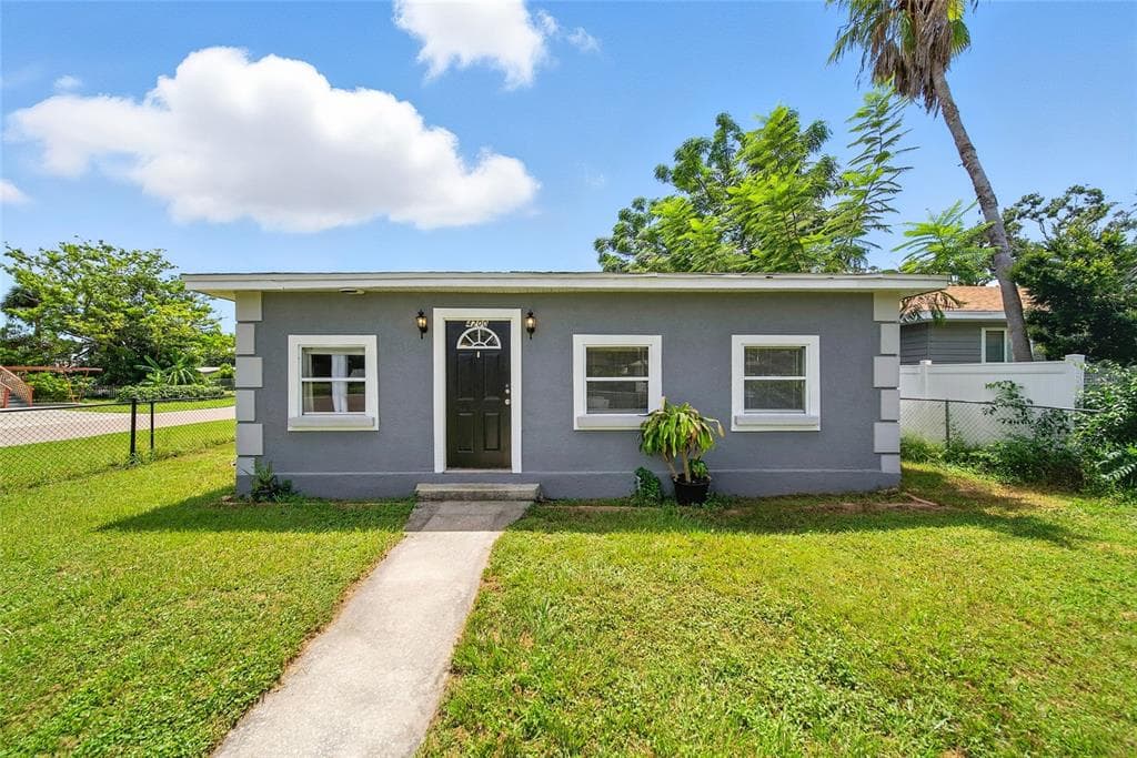 4200 3RD AVENUE S ST PETERSBURG, FL 33711