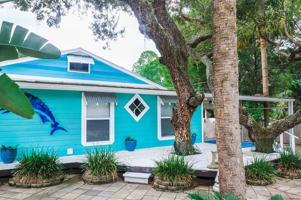 4380 BENVIEW AVENUE WEEKI WACHEE, FL 34607