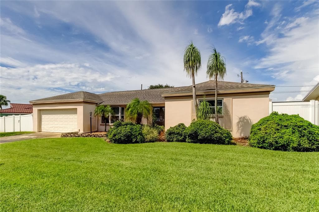 14049 YACHT CLUB BOULEVARD SEMINOLE, FL 33776