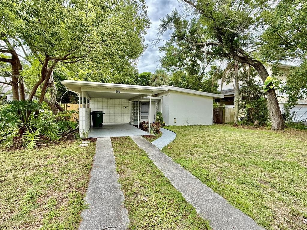 621 SUPERIOR AVENUE TAMPA, FL 33606