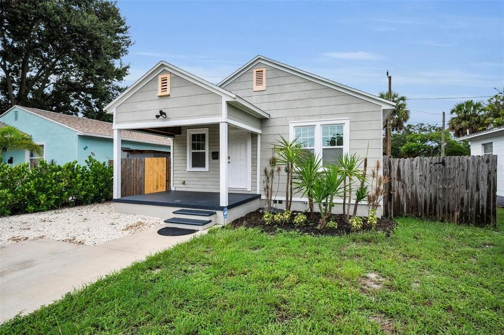 3237 4TH AVENUE S ST PETERSBURG, FL 33712