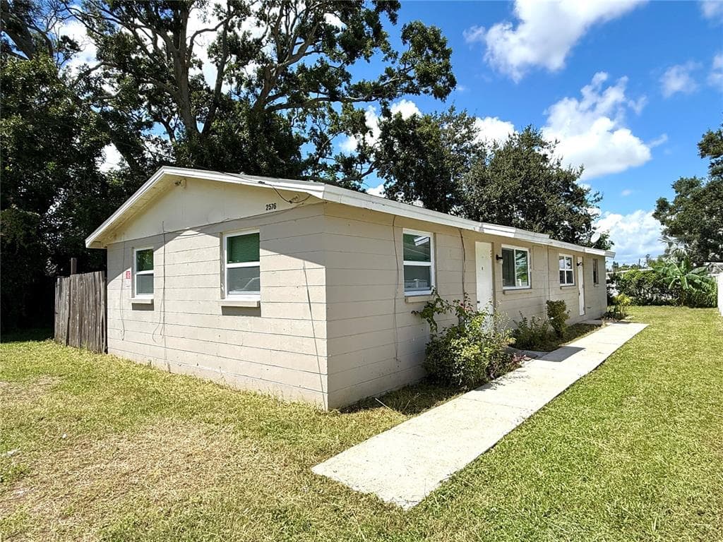 2576 42ND AVENUE N UNIT A ST PETERSBURG, FL 33714