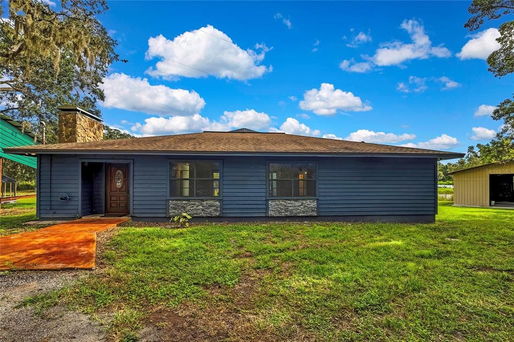 825 CRENSHAW LAKE ROAD LUTZ, FL 33548