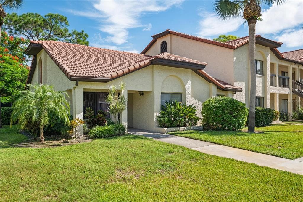 1801 E LAKE ROAD UNIT 5A PALM HARBOR, FL 34685