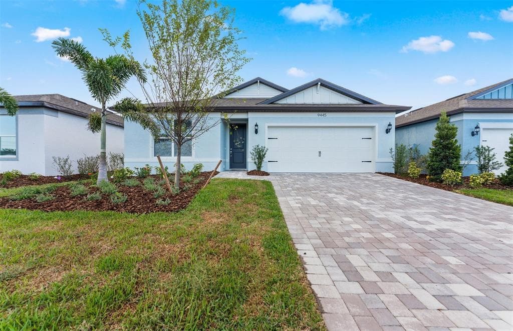 9445 DAYLIGHT DRIVE PARRISH, FL 34219