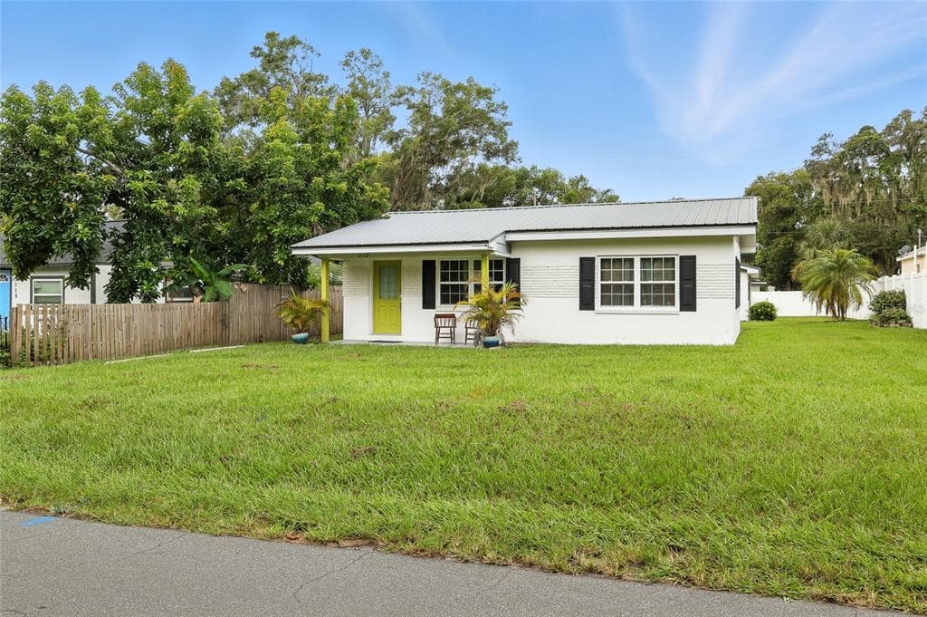 5121 10TH STREET ZEPHYRHILLS, FL 33542