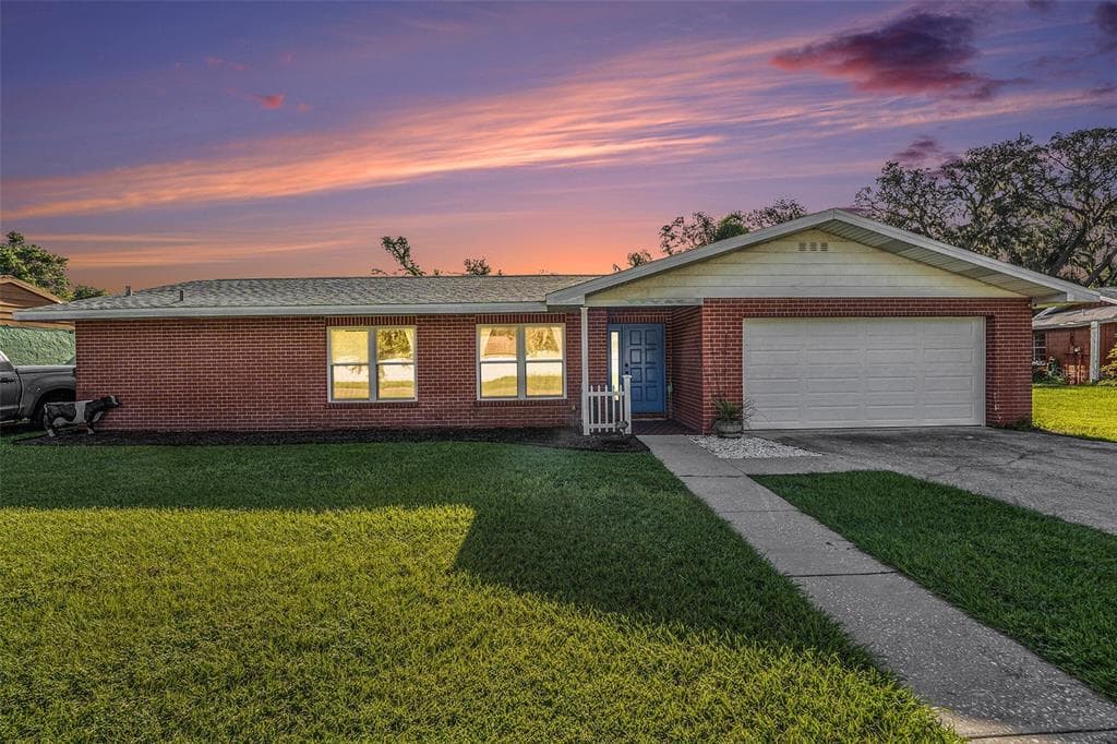 3512 YALE CIR RIVERVIEW, FL 33578