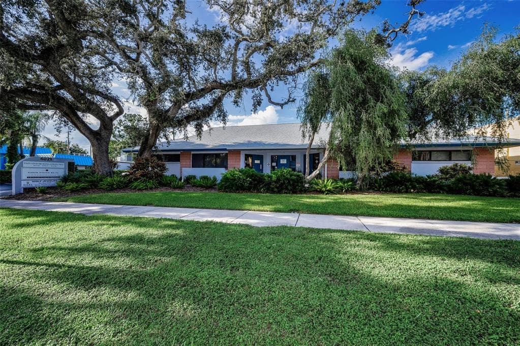 4021 CENTRAL AVENUE ST PETERSBURG, FL 33713