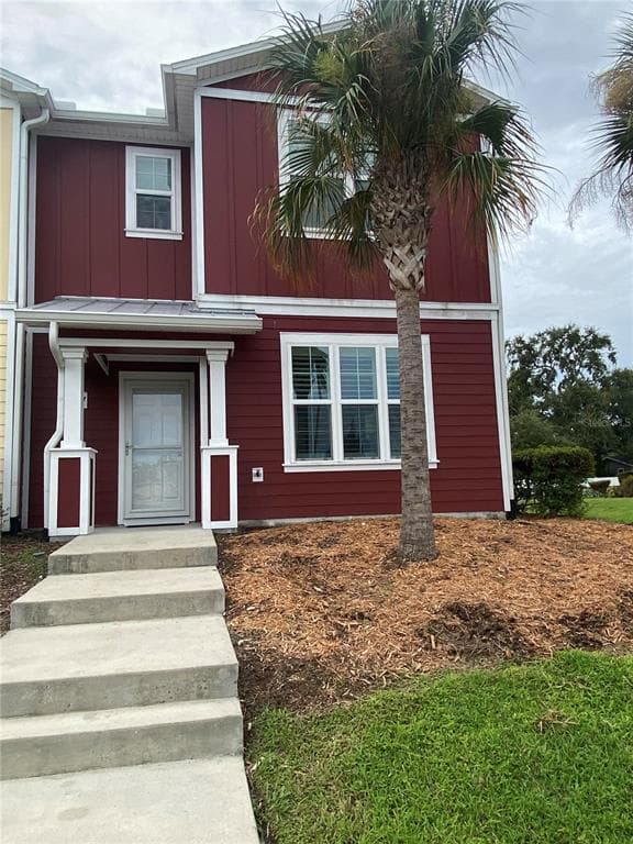 421 LORRAINE LELAND STREET DUNEDIN, FL 34698
