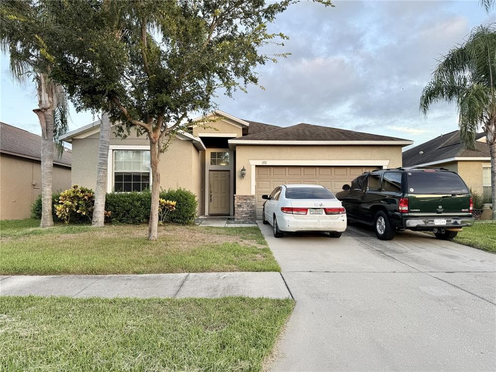 1711 PALM WARBLER LN RUSKIN, FL 33570
