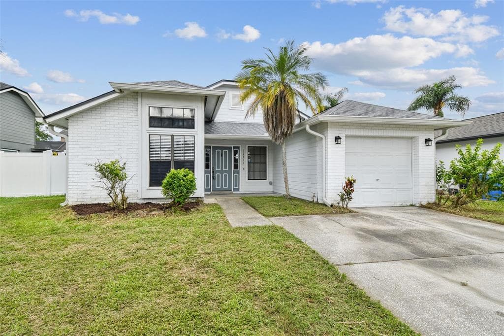 12811 E MILLRIDGE FOREST STREET E TAMPA, FL 33624