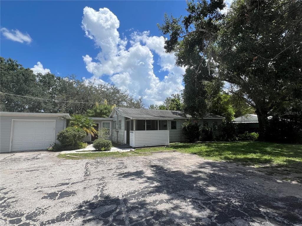 12403 N OREGON AVENUE TAMPA, FL 33612