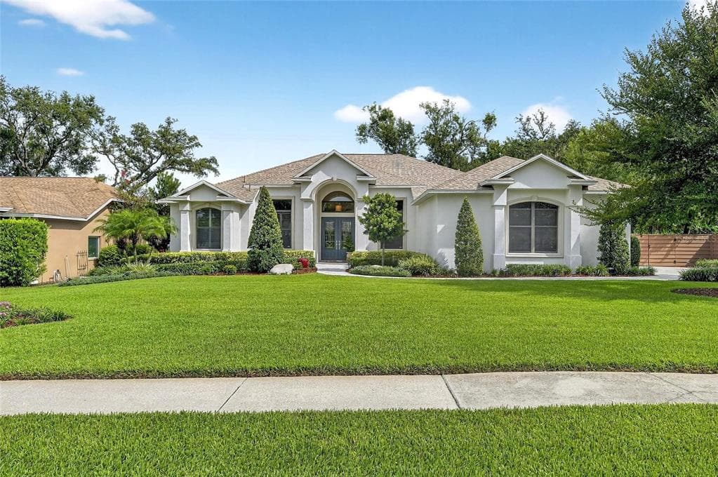 2412 OAK LANDING DRIVE BRANDON, FL 33511