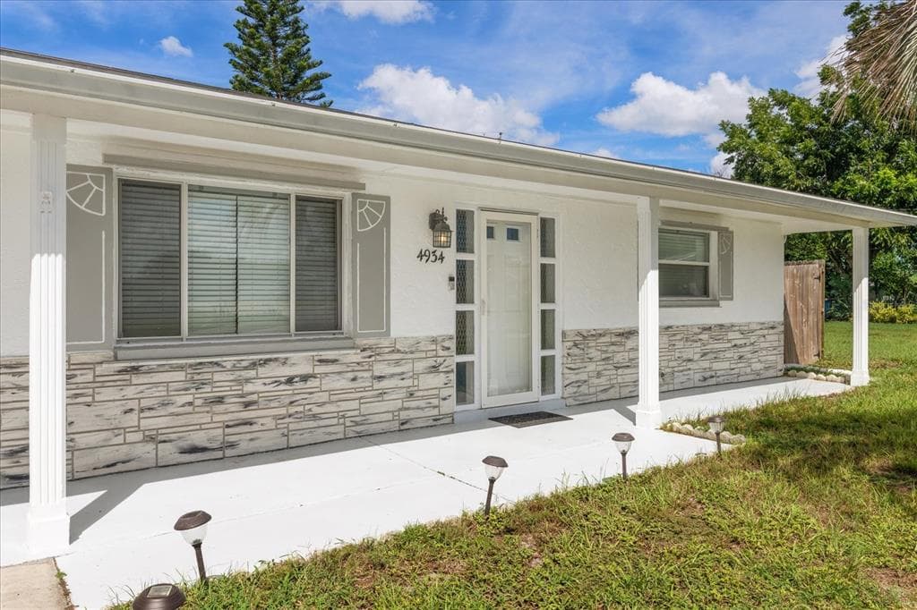 4934 LEMONWOOD LOOP HOLIDAY, FL 34690