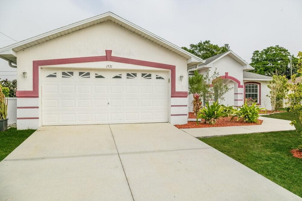 1531 SE 42ND TERRACE CAPE CORAL, FL 33904