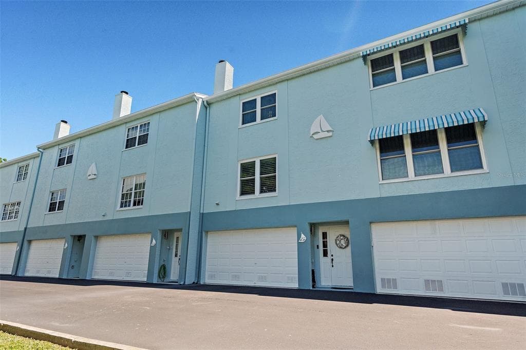 1101 PINELLAS BAYWAY S UNIT 405 TIERRA VERDE, FL 33715