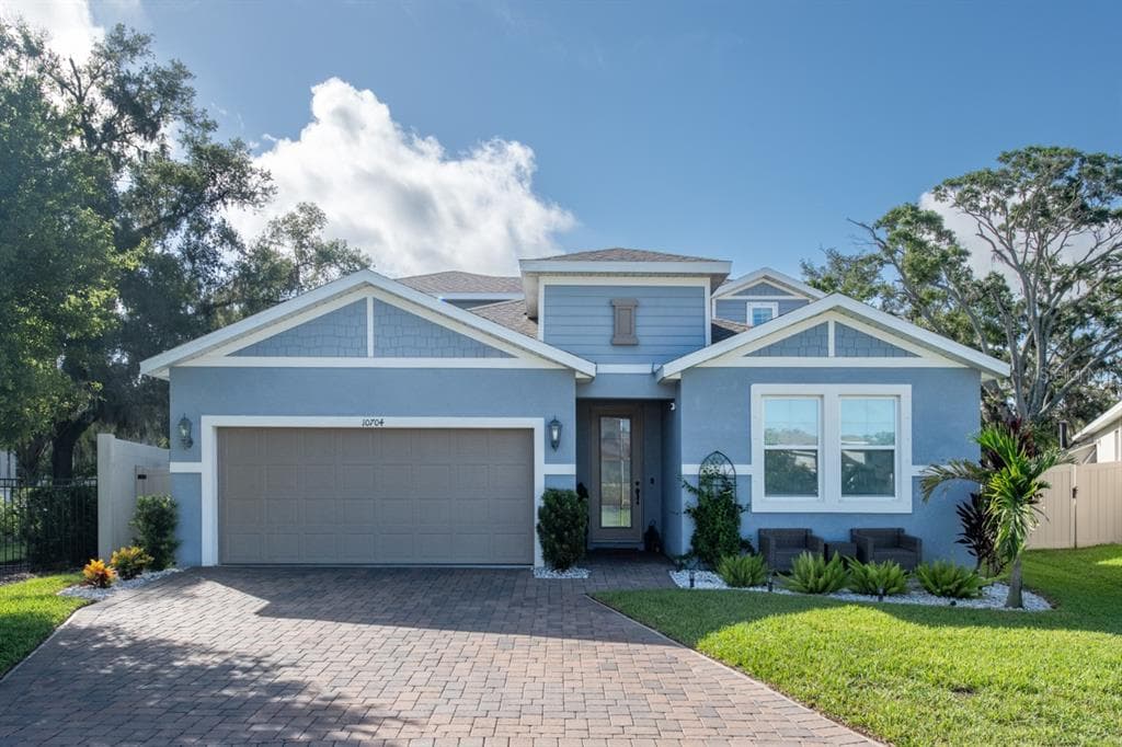 10704 WHITLAND GROVE DRIVE RIVERVIEW, FL 33578