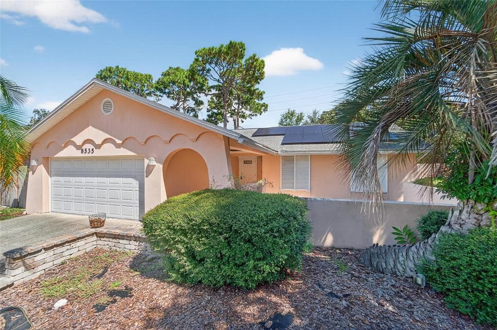 8535 101ST AVENUE SEMINOLE, FL 33777