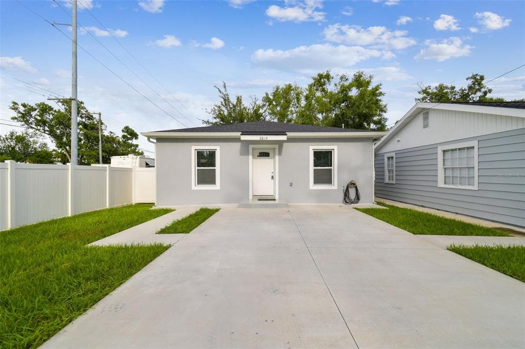6817 N STERLING AVENUE TAMPA, FL 33614