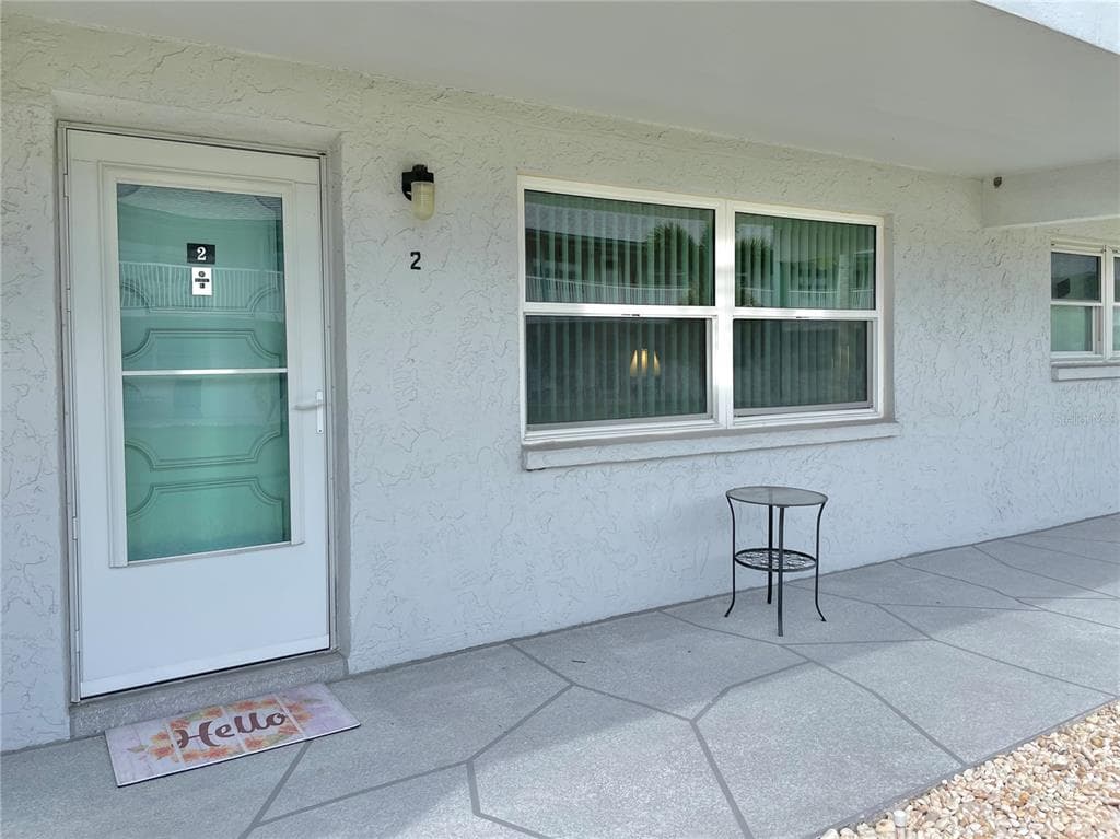 5257 81ST LANE N UNIT 2 ST PETERSBURG, FL 33709