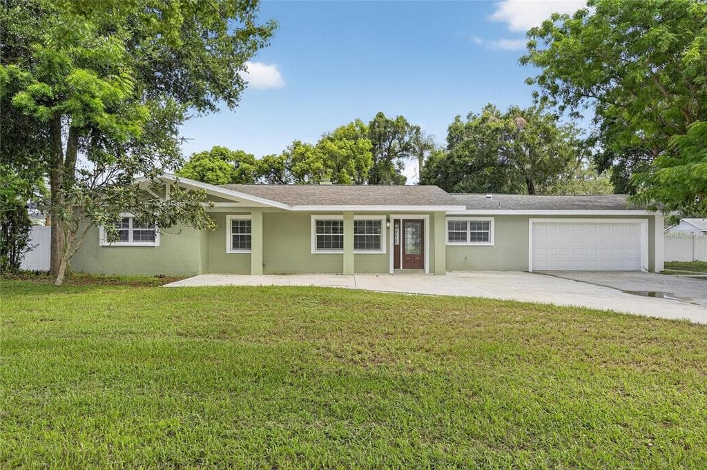 508 CLARISSA DRIVE BRANDON, FL 33511