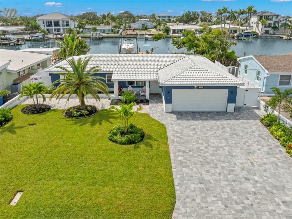 7924 1ST AVENUE S ST PETERSBURG, FL 33707