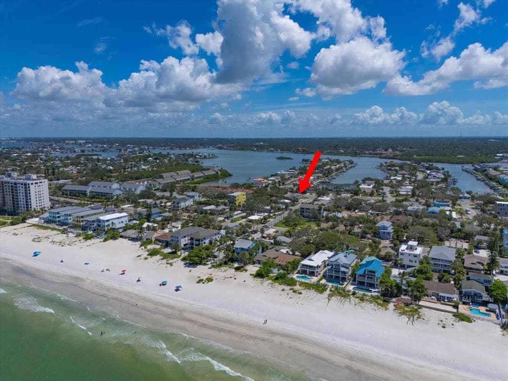 800 E GULF BOULEVARD UNIT 5 INDIAN ROCKS BEACH, FL 33785